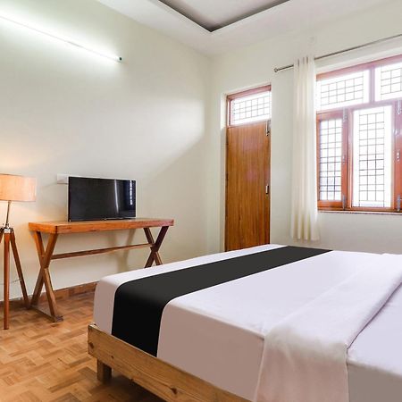 Hotel O Regal 印多尔 外观 照片